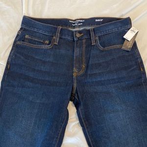 Banana Republic Travel Jean 32x36 NWT